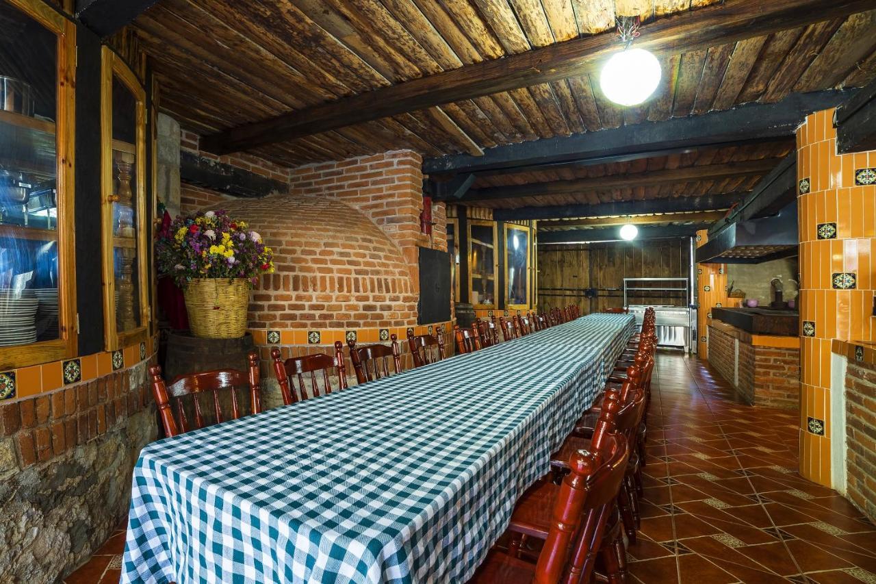 Capital O Cabanas Y Hotel El Rincon Сакатлан Экстерьер фото
