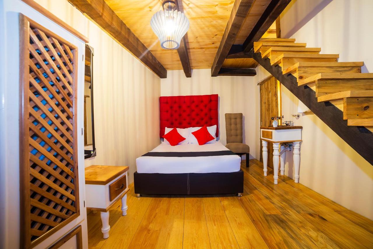 Capital O Cabanas Y Hotel El Rincon Сакатлан Экстерьер фото
