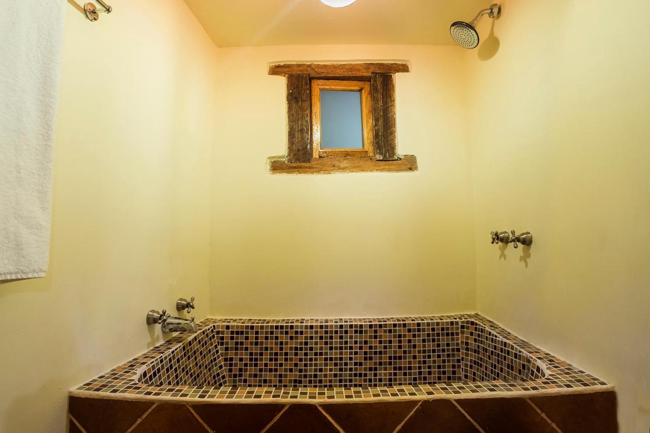 Capital O Cabanas Y Hotel El Rincon Сакатлан Экстерьер фото