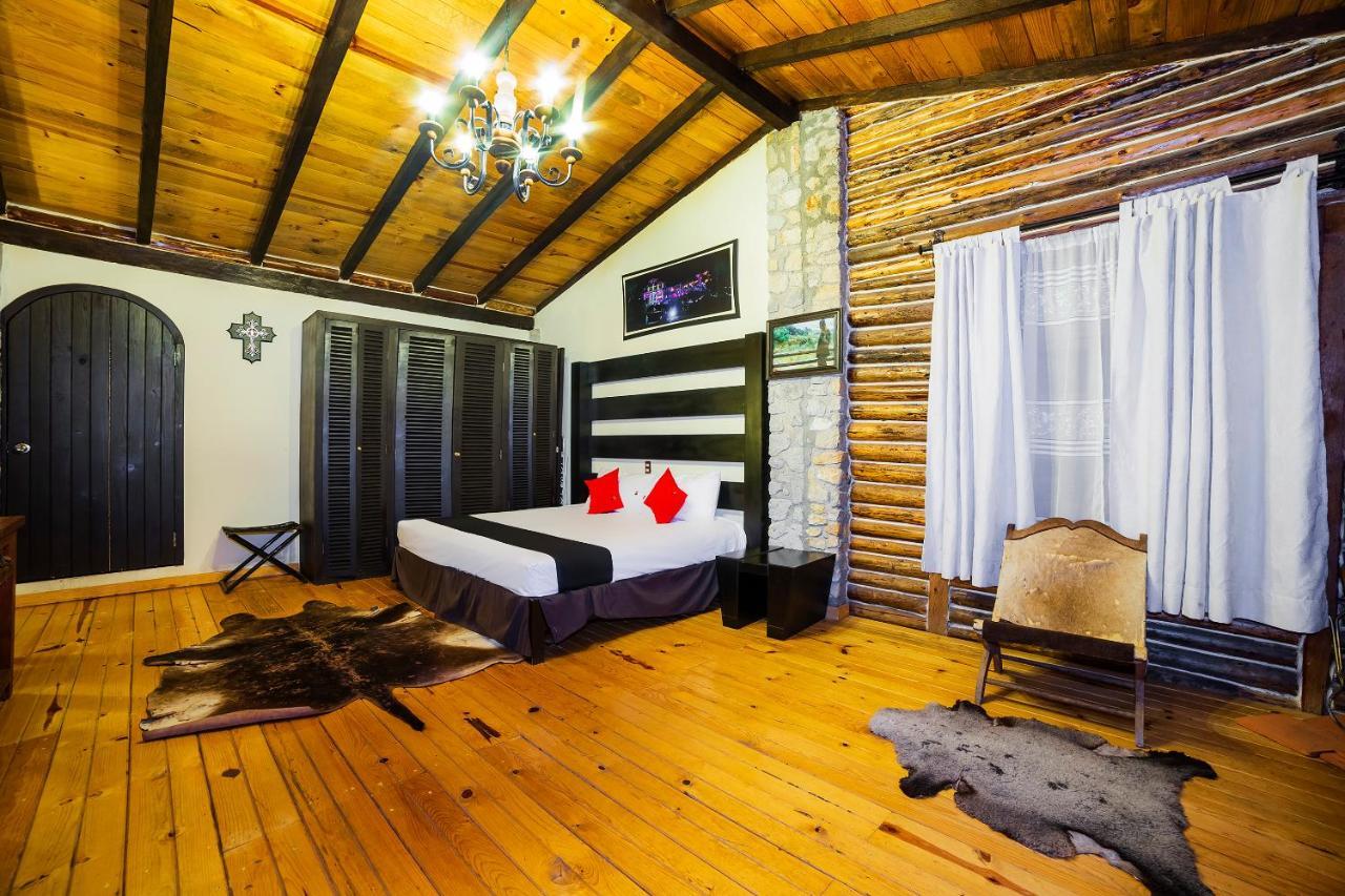 Capital O Cabanas Y Hotel El Rincon Сакатлан Экстерьер фото